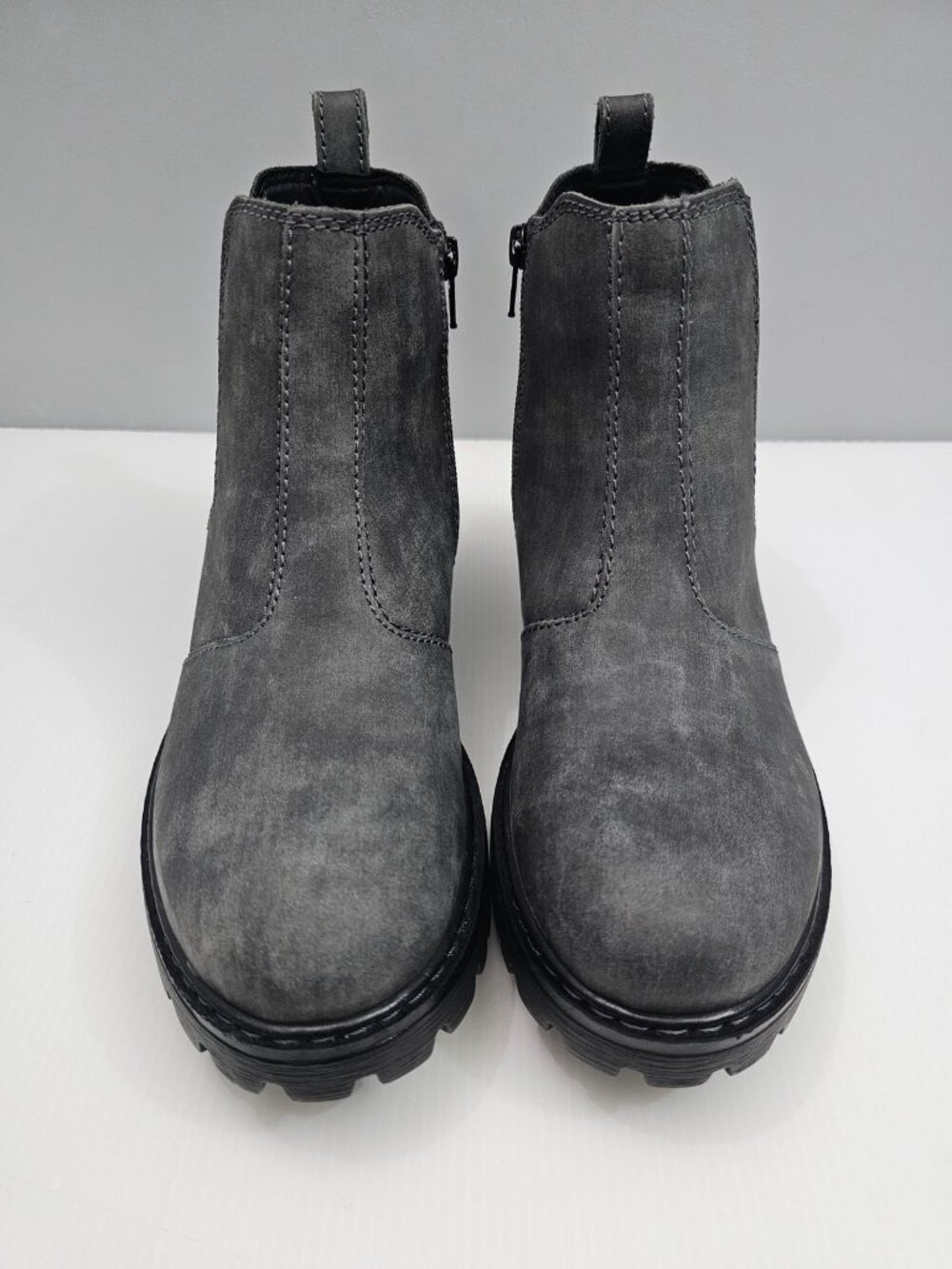 Josef Seibel Marta 06 Chelsea Ankle Boot Womens EU 39 Gray Leather Lug Sole NEW - Picture 5 of 14
